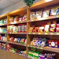 俄罗斯进口食品店的销售策略与市场前景